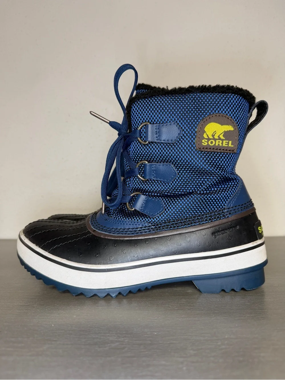 Sorel Black Ostrich Print/ Blue Waterproof Winter Snow Boots Womens Sz 6.5